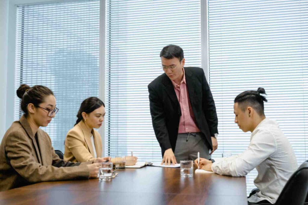 leader team discussion office, Insider Today